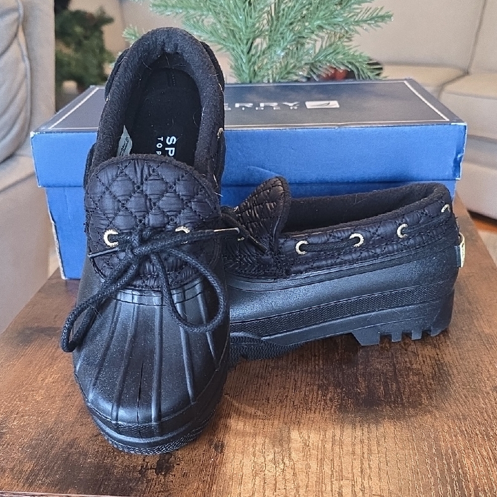 NIB Sperry Top Sider Duckling Boot Matte Black